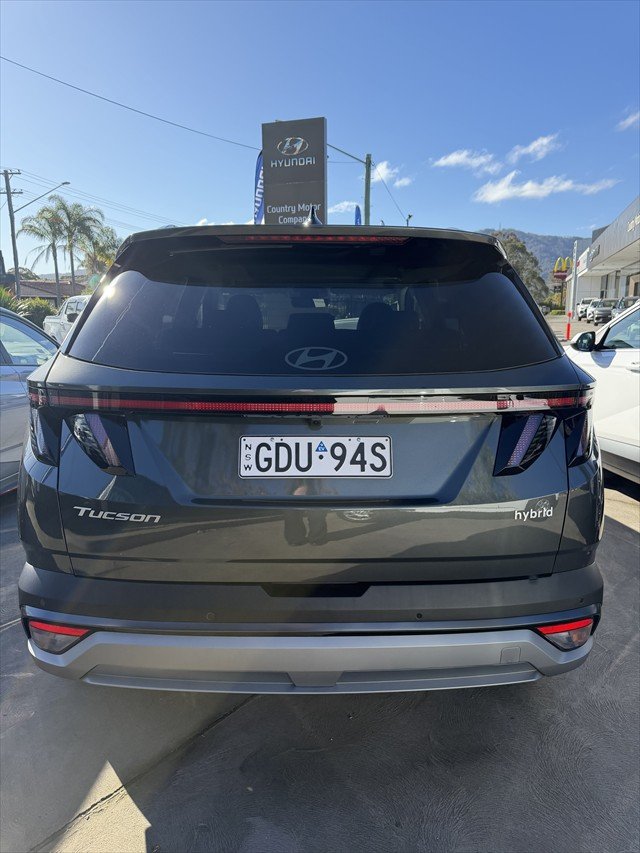 2026 Hyundai Tucson Hybrid Premium