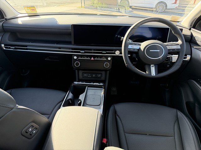 2026 Hyundai Tucson Hybrid Premium