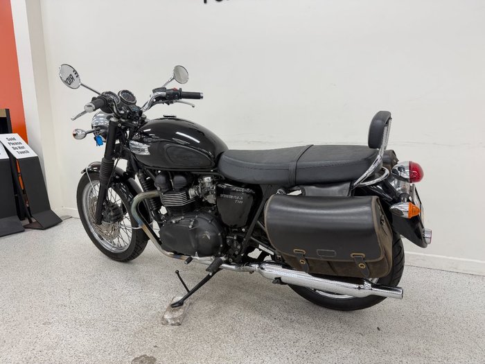 Triumph 2013 TRIUMPH 865CC BONNE T100 A2 Black