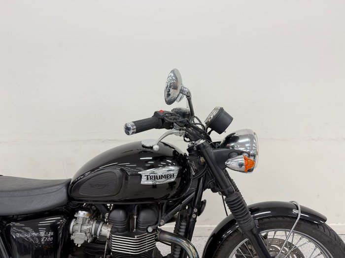 Triumph 2013 TRIUMPH 865CC BONNE T100 A2 Black