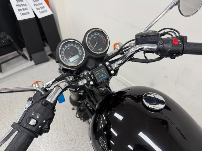 Triumph 2013 TRIUMPH 865CC BONNE T100 A2 Black