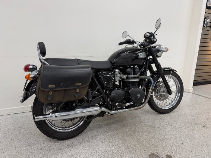 Triumph 2013 TRIUMPH 865CC BONNE T100 A2 Black