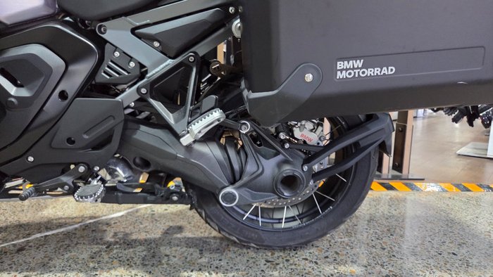 2025 BMW Motorrad R 1300 GS ADVENTURE TRIPLE BLK BLACK STORM METALLIC