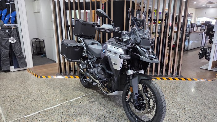 2025 BMW Motorrad R 1300 GS ADVENTURE TRIPLE BLK BLACK STORM METALLIC