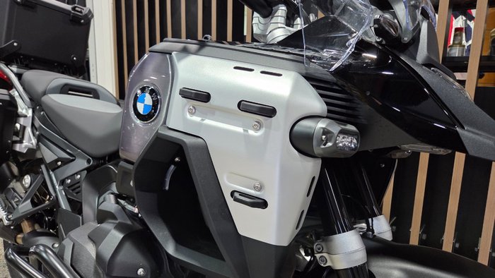 2025 BMW Motorrad R 1300 GS ADVENTURE TRIPLE BLK BLACK STORM METALLIC