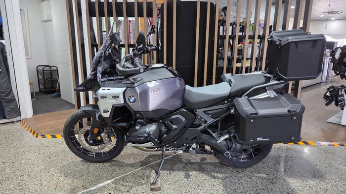2025 BMW Motorrad R 1300 GS ADVENTURE TRIPLE BLK BLACK STORM METALLIC