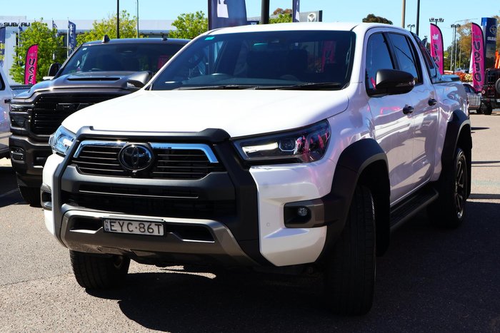 2023 Toyota Hilux Rogue