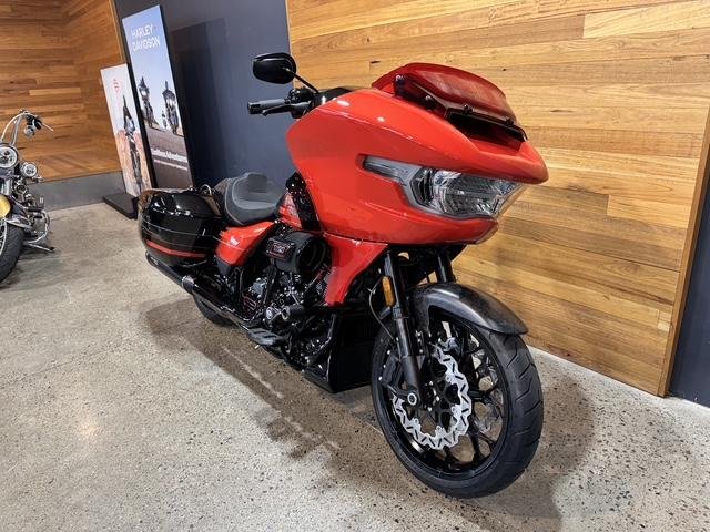 2026 Harley-Davidson CVO Road Glide ST 121 (FLTRXSTSE)