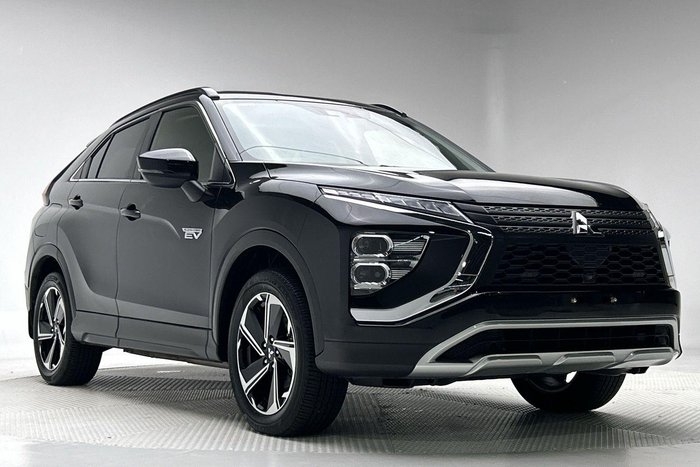 2023 Mitsubishi Eclipse Cross PHEV XLS