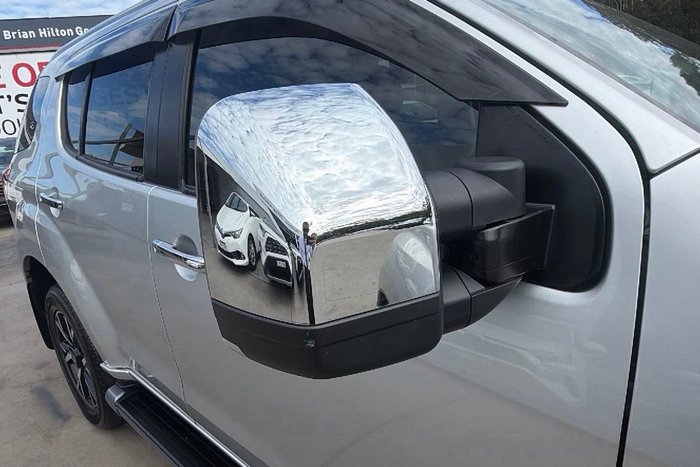 2021 Isuzu MU-X LS-T