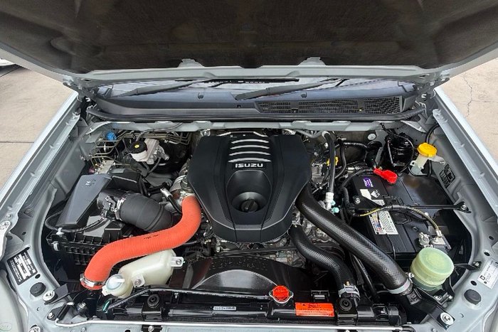2021 Isuzu MU-X LS-T