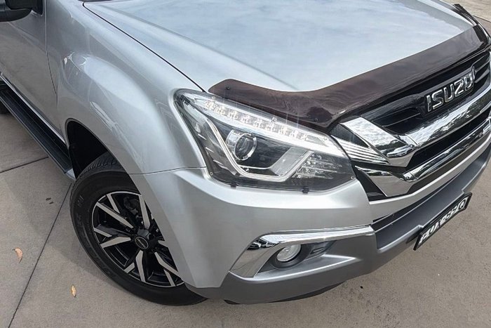 2021 Isuzu MU-X LS-T