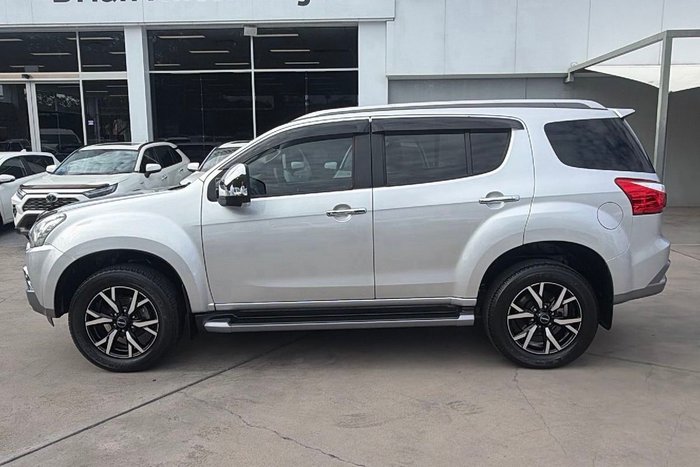 2021 Isuzu MU-X LS-T