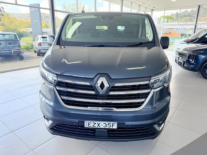 2023 Renault Trafic Premium