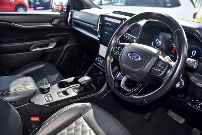 2024 Ford Everest Platinum