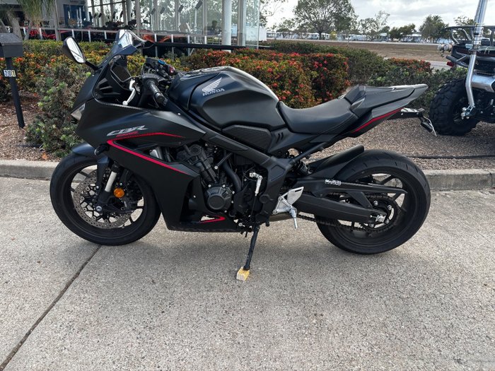 2024 Honda CBR650R Black