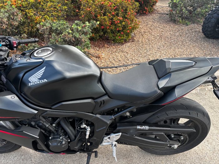 2024 Honda CBR650R Black
