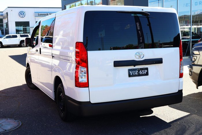 2021 Toyota Hiace