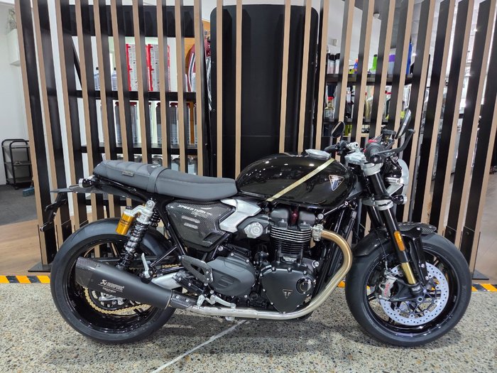 2027 Triumph 2027 Triumph 1200CC Speed Twin 1200 TFC Black