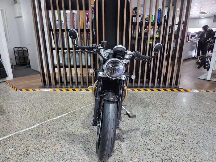 2027 Triumph 2027 Triumph 1200CC Speed Twin 1200 TFC Black