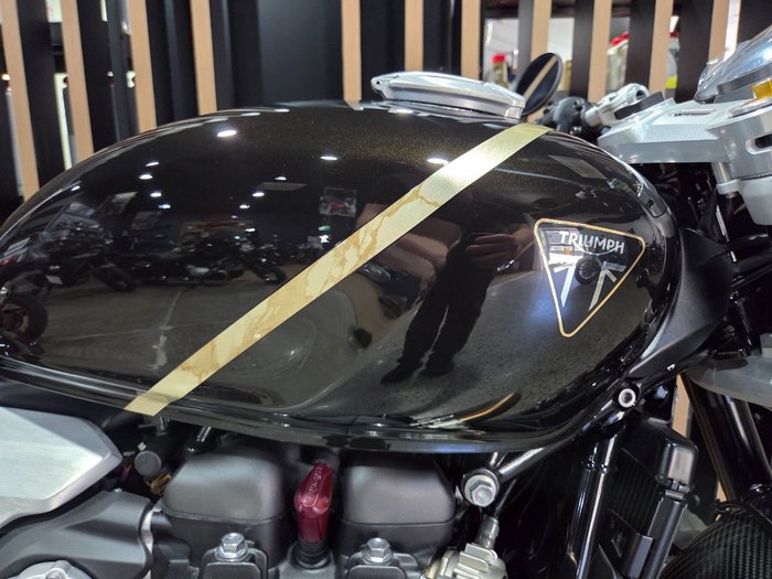 2027 Triumph 2027 Triumph 1200CC Speed Twin 1200 TFC Black