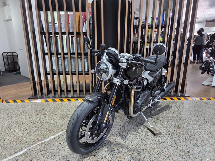 2027 Triumph 2027 Triumph 1200CC Speed Twin 1200 TFC Black