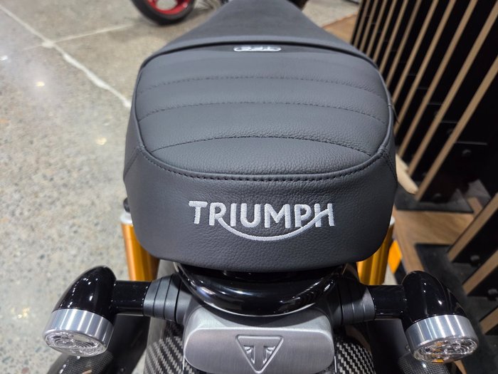 2027 Triumph 2027 Triumph 1200CC Speed Twin 1200 TFC Black