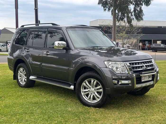2016 Mitsubishi Pajero