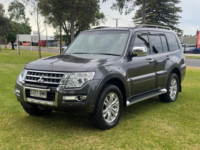 2016 Mitsubishi Pajero GLX