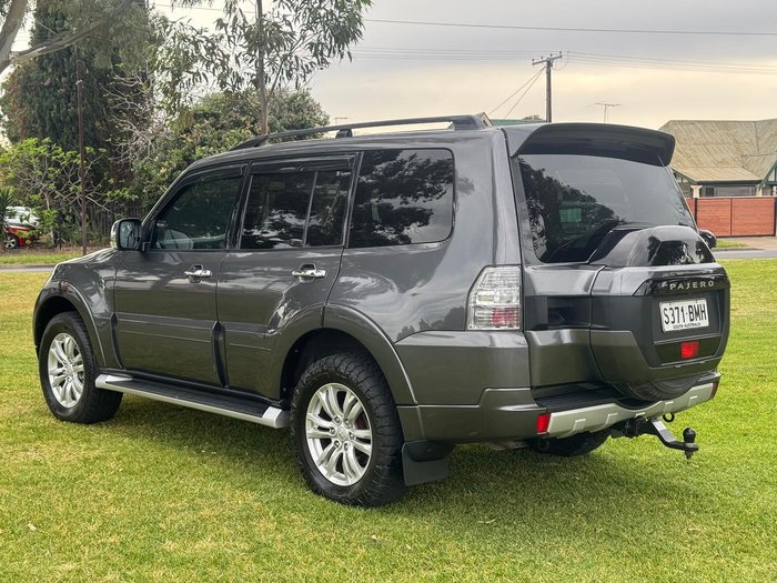 2016 Mitsubishi Pajero GLX