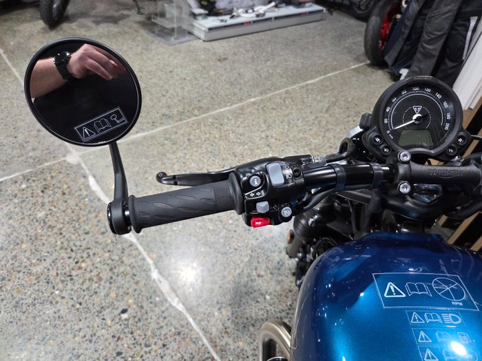 2026 Triumph BONNEVILLE BOBBER BLUE