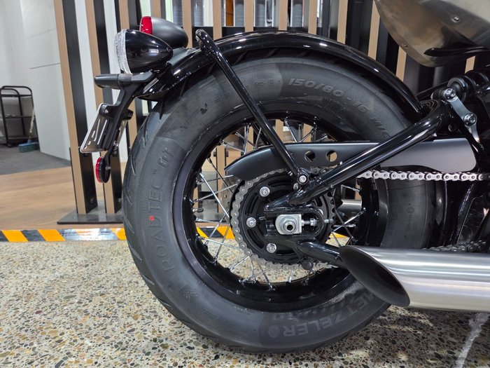 2026 Triumph BONNEVILLE BOBBER BLUE
