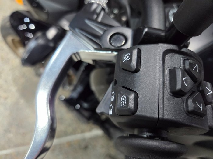 2026 Triumph TRIDENT 800 Black