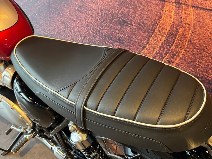 2026 Triumph Bonneville T120 Bonneville Red