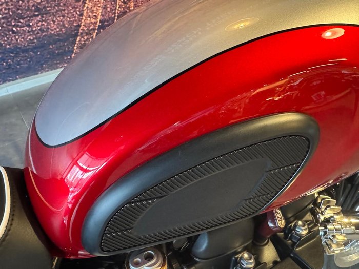 2026 Triumph Bonneville T120 Bonneville Red