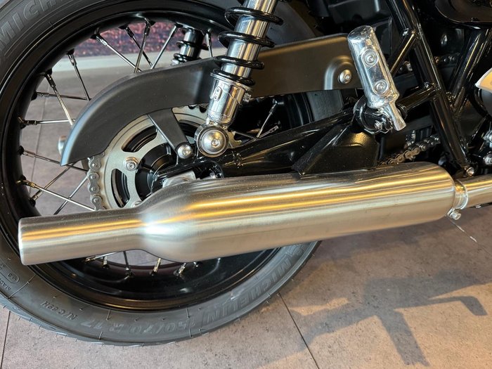 2026 Triumph Bonneville T100 (900cc) Bonneville Black