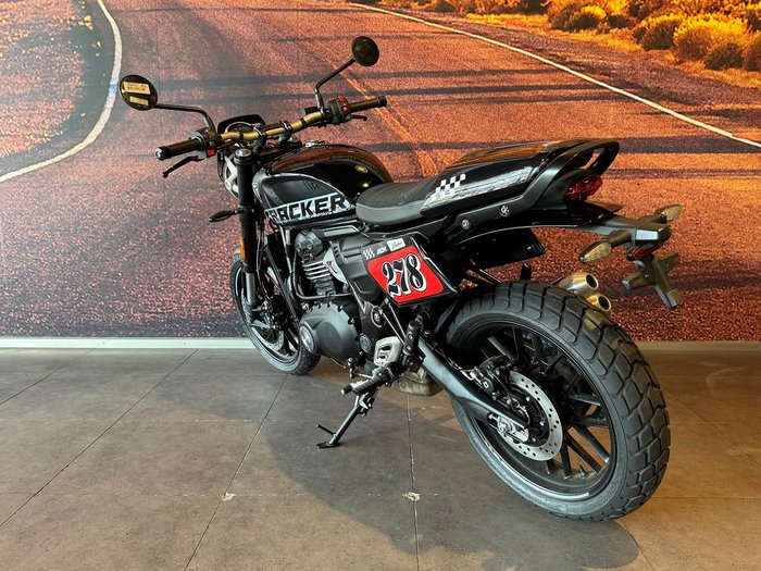 2026 Triumph Tracker 400 Tracker Black