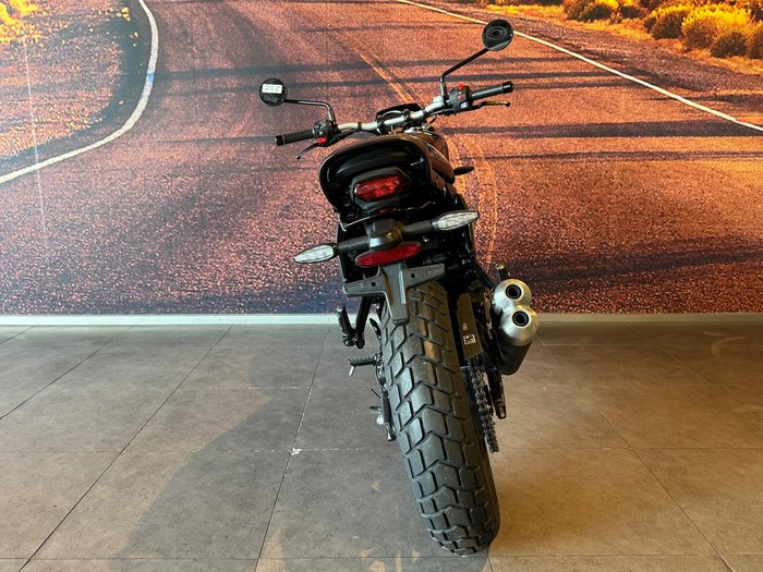 2026 Triumph Tracker 400 Tracker Black