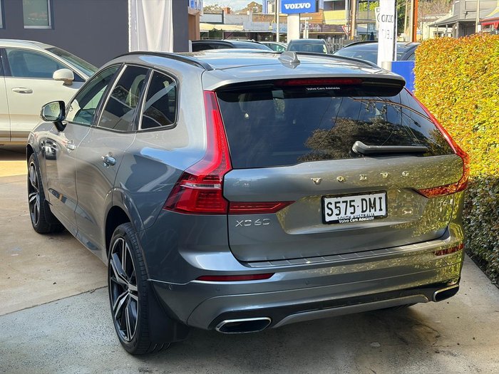 2020 Volvo XC60 T6 R-Design