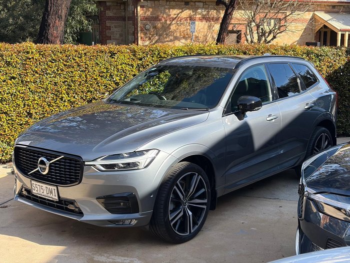 2020 Volvo XC60 T6 R-Design