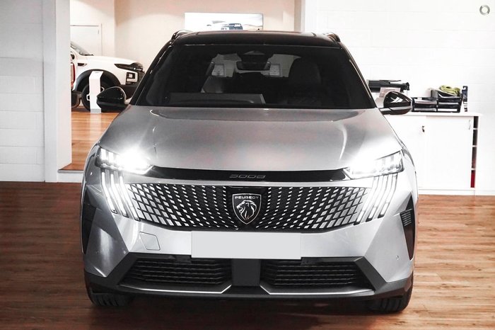 2025 Peugeot 5008