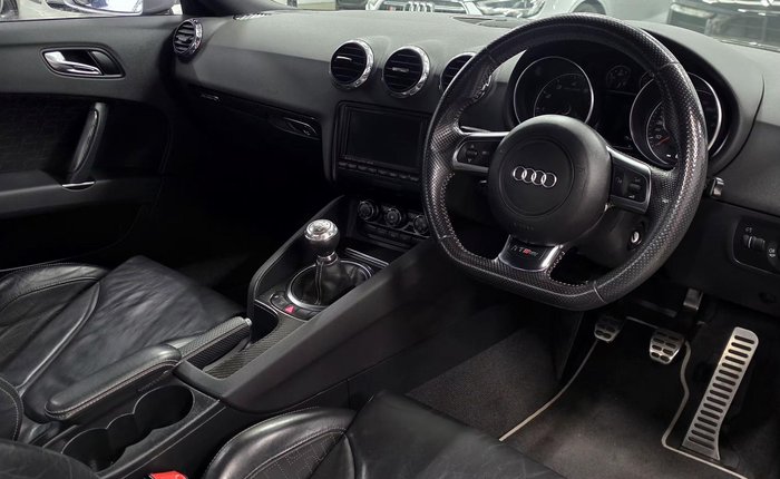 2010 Audi TT RS