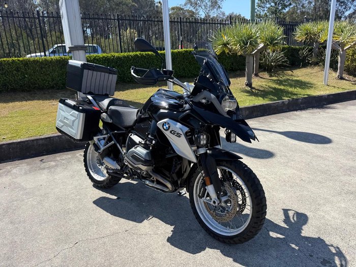 2016 BMW