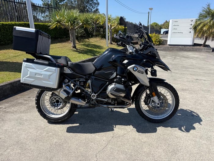 2016 BMW