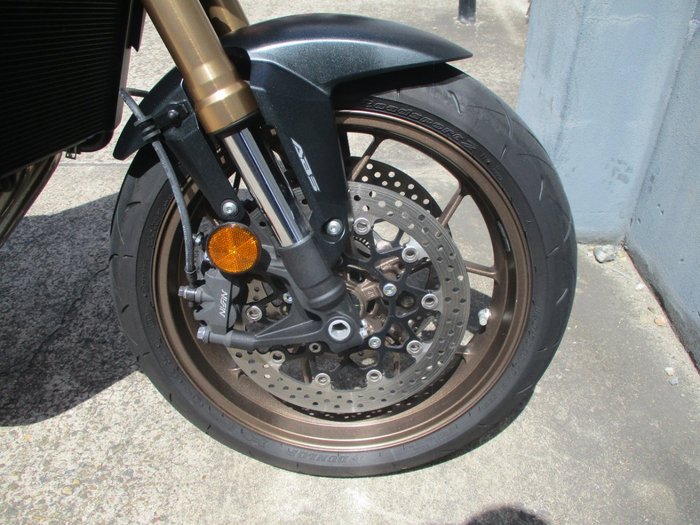 2025 Honda CB650RAC BLACK