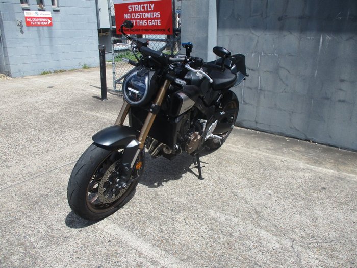 2025 Honda CB650RAC BLACK