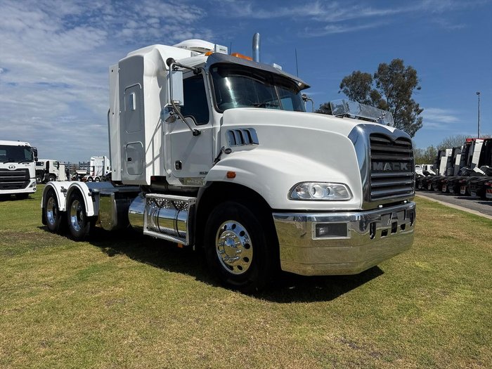 2018 Mack Granite