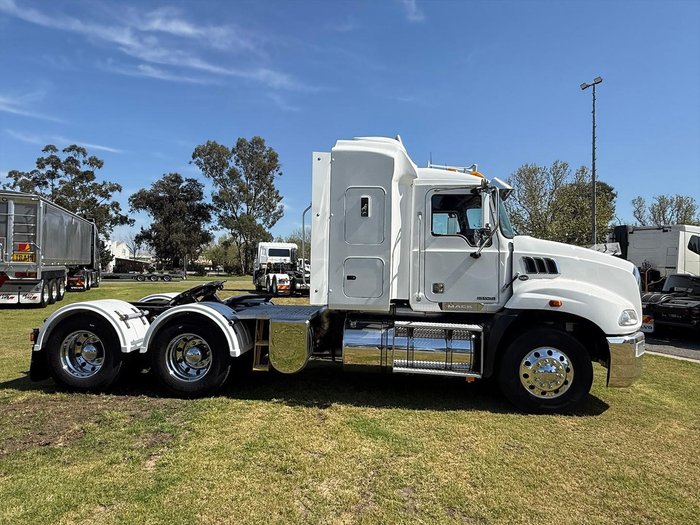 2018 Mack Granite