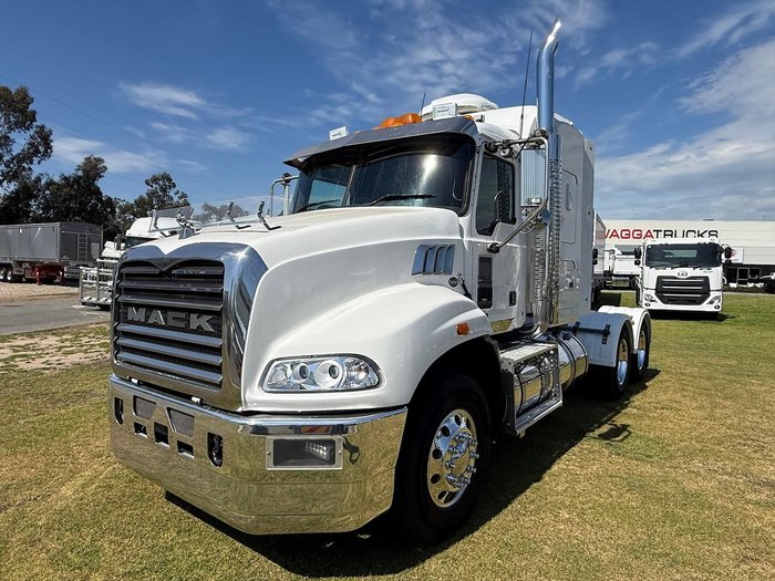 2018 Mack Granite