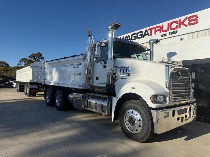 2025 Mack Trident
